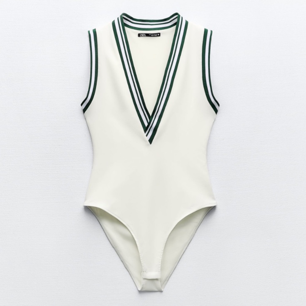 Zara Ribbed Green and White Tennis bodysuit small